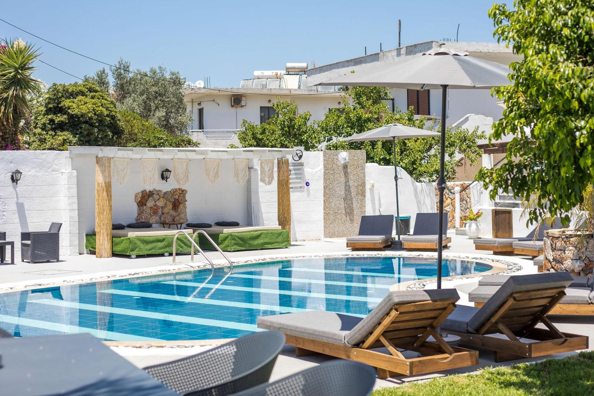 Toula'S Apartments Фалираки Экстерьер фото