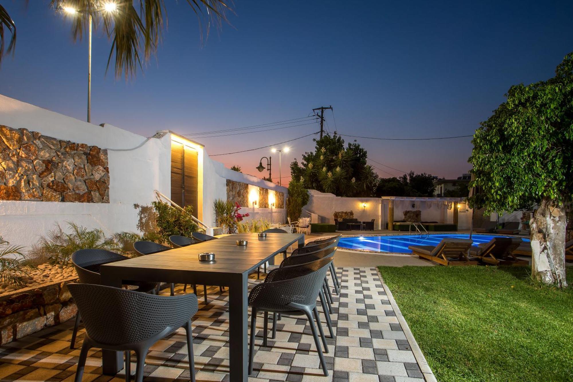 Toula'S Apartments Фалираки Экстерьер фото