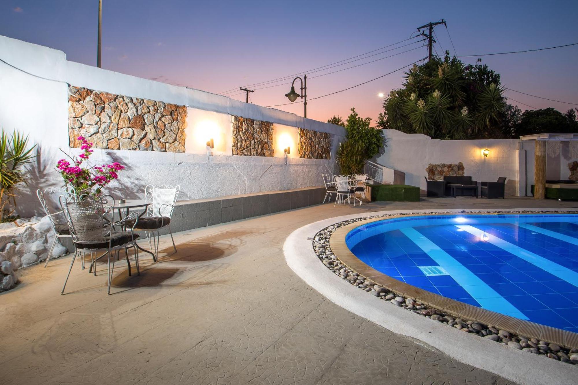 Toula'S Apartments Фалираки Экстерьер фото