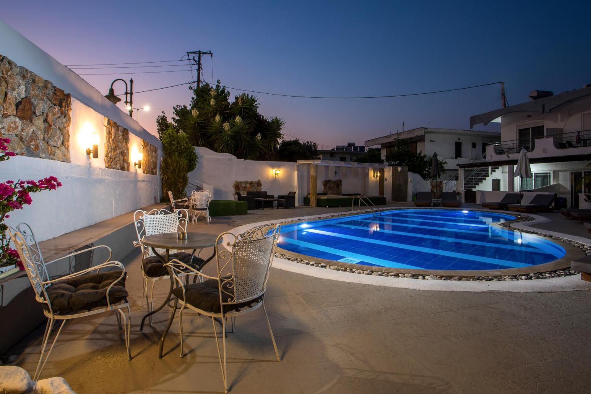 Toula'S Apartments Фалираки Экстерьер фото