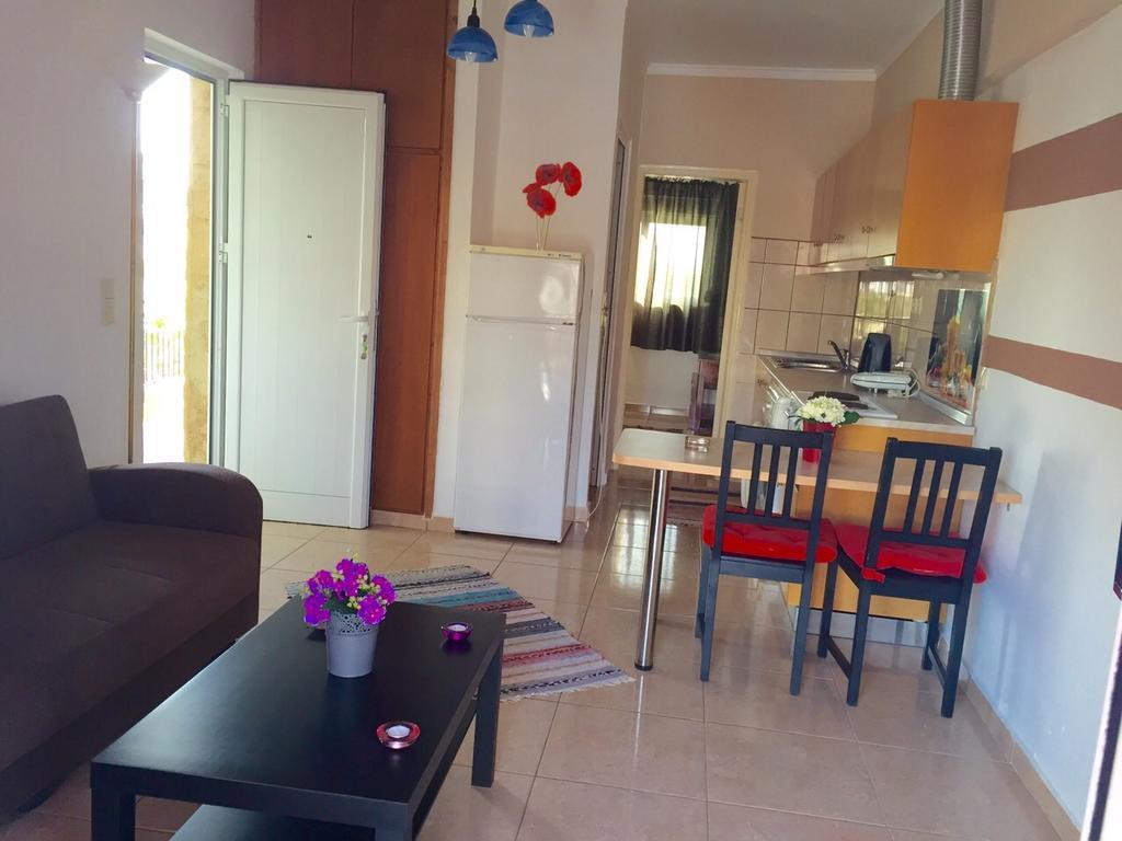 Toula'S Apartments Фалираки Экстерьер фото