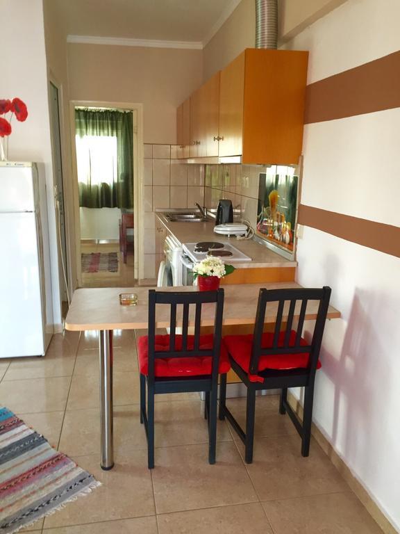 Toula'S Apartments Фалираки Экстерьер фото