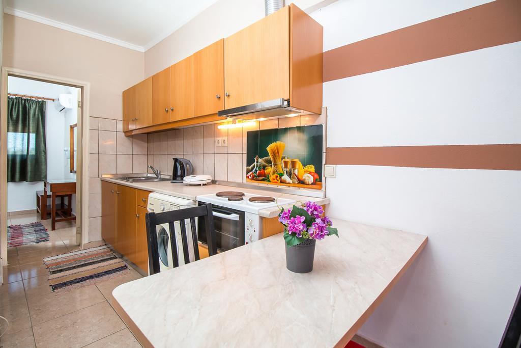 Toula'S Apartments Фалираки Экстерьер фото